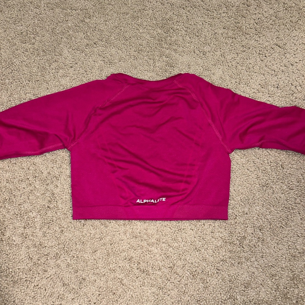 Alphalete fitted crop long sleeve